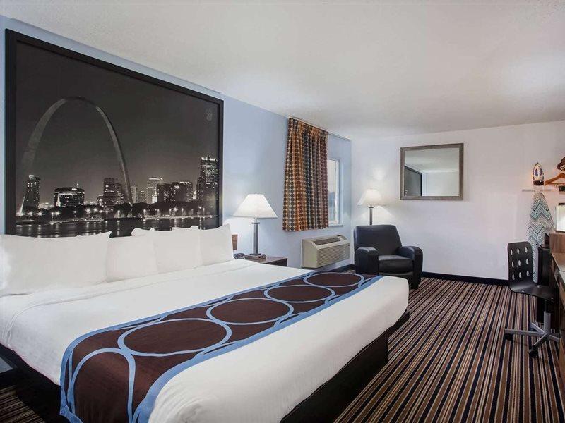 Super 8 By Wyndham Washington Otel Dış mekan fotoğraf